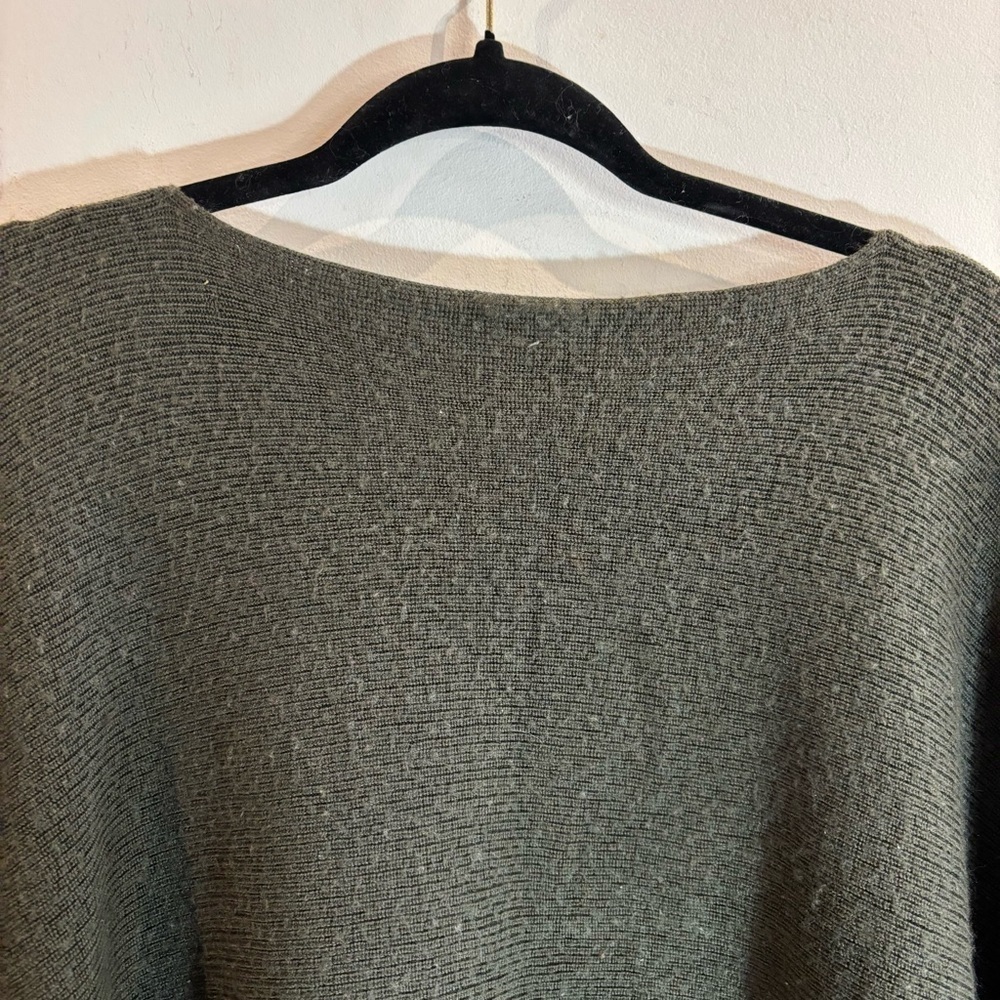 LULULEMON Sz O/S Forward Flaw Cape Olive Green  Wrap Flowy Soft Poncho - Picture 5 of 8